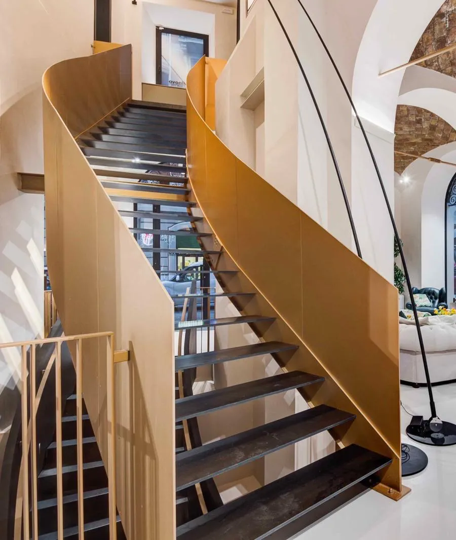 Self-supporting metal staircase modello - STM 16